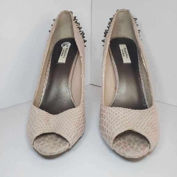Simply Vera Wang Sz 9.5 Platform Faux Snakeskin Beige Pumps Spike Heels Glam - Picture 2 of 9